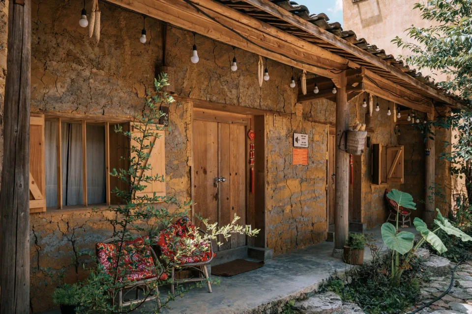 Giường nệm êm ái